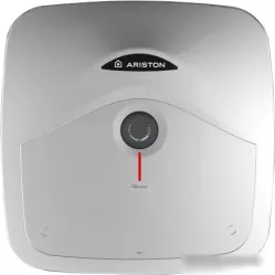 Накопительный электрический водонагреватель над мойкой Ariston Andris R 30