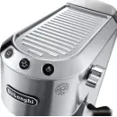 Рожковая помповая кофеварка DeLonghi Dedica EC 685.M